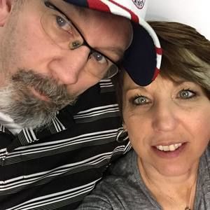 Meet your Posher, Lorie